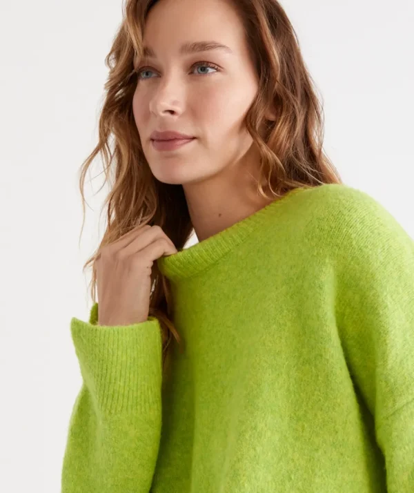 Crew Neck Lofty Pull Over-Sussan Best