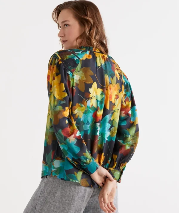 Layered Floral Top-Sussan New