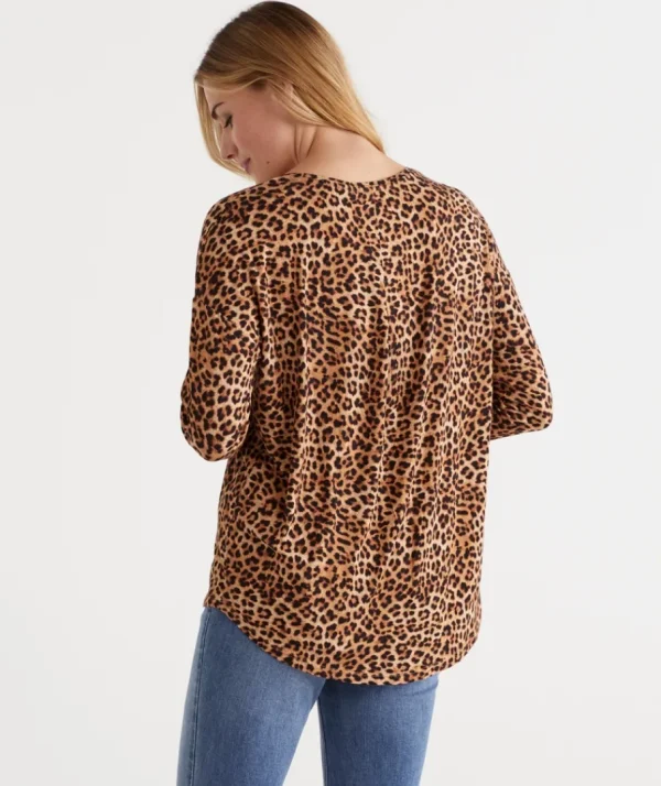 Long Sleeve Animal Pleat Back Top-Sussan Discount