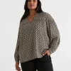 Stamp Geo Top-Sussan Flash Sale