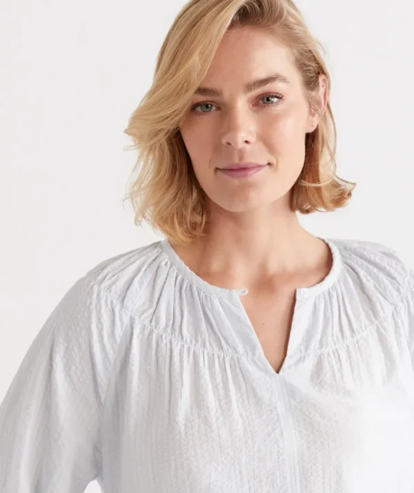 Textured Blouse-Sussan Clearance